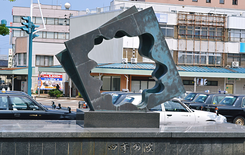 柏崎駅前
