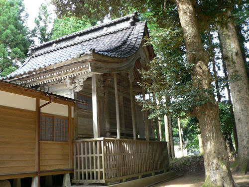 二田物部神社本殿