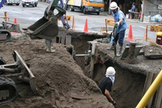 水道、ガス、道路の復旧活動